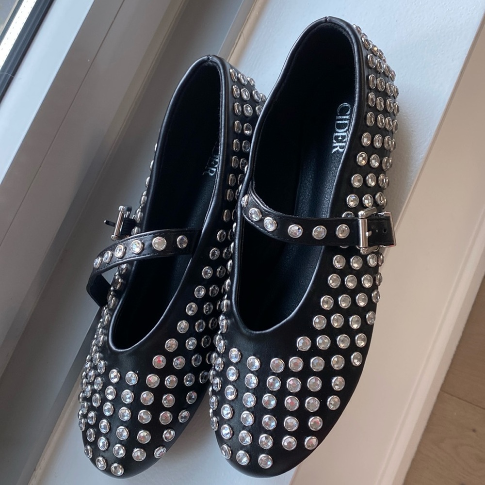 CIDER ballerina rhinestone size 38 European
